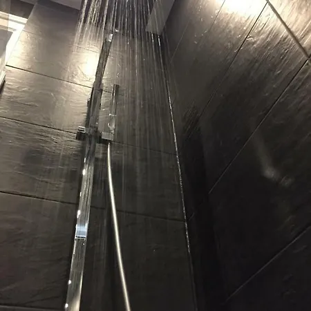 Design With Rooftop Terrace And 180-degree River&city Views Appartement *